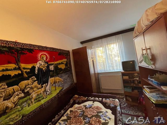 Apartament 4 Camere, Etaj 3, Aleea Teilor