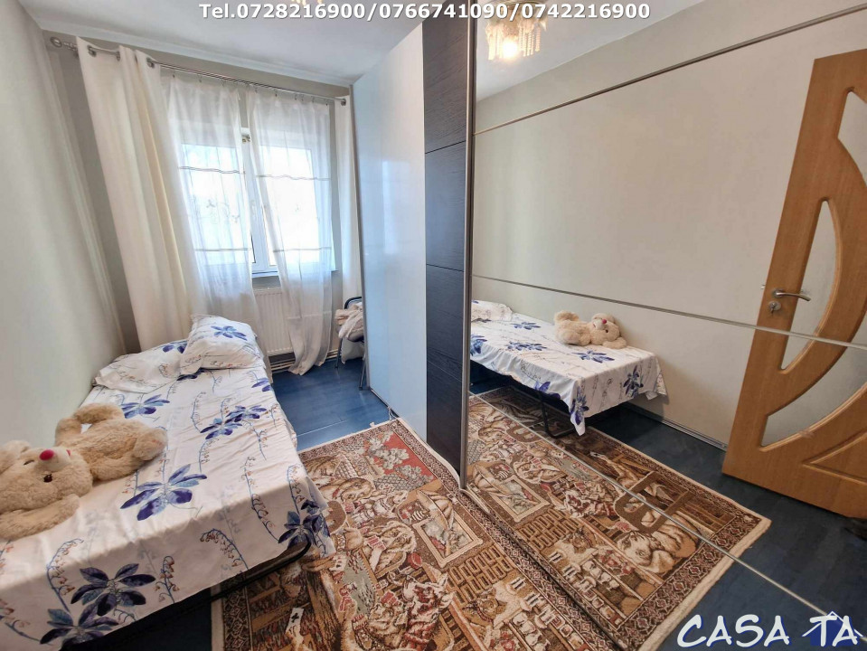 Apartament 3 camere, situat în Târgu Jiu, Str 9 Mai