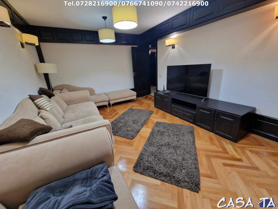 Închiriere apartament 4 camere, Bld Constantin Brancus