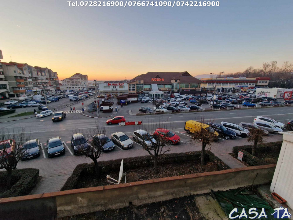 Închiriere apartament 4 camere, Bld Constantin Brancus