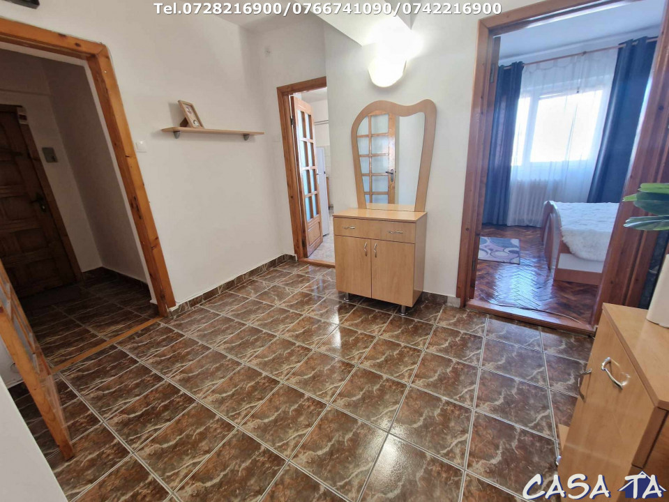 Închiriere apartament 2 camere, Str.Unirii (Ultracentral)