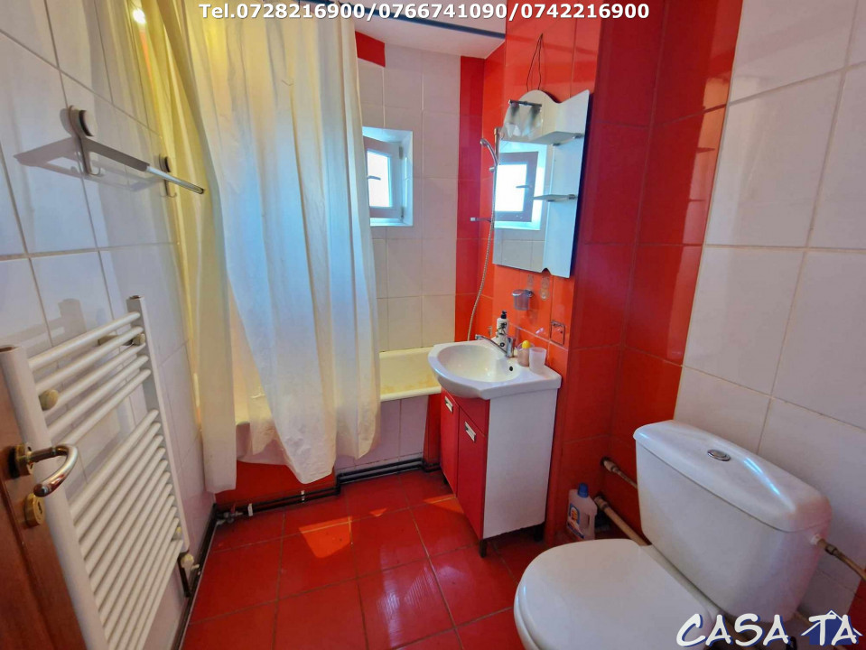 Închiriere apartement 2 camere Zona 8 Mai, Str.Ioan Slavici