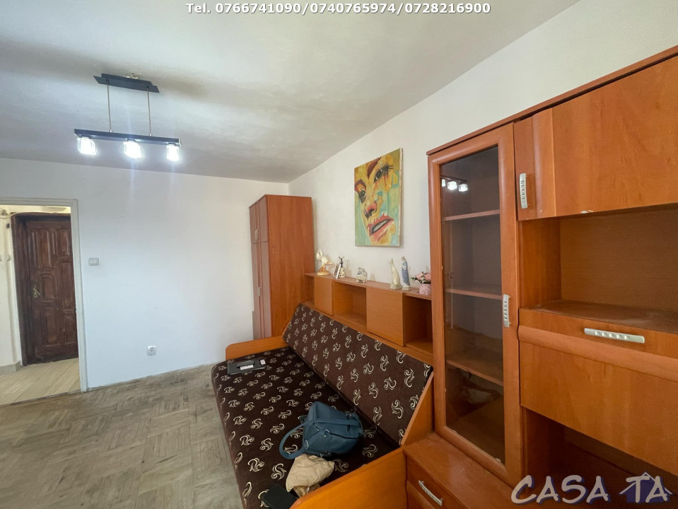 Apartament 2 Camere, Etaj 3/3, Strada Merisorilor - Bumbesti Jiu