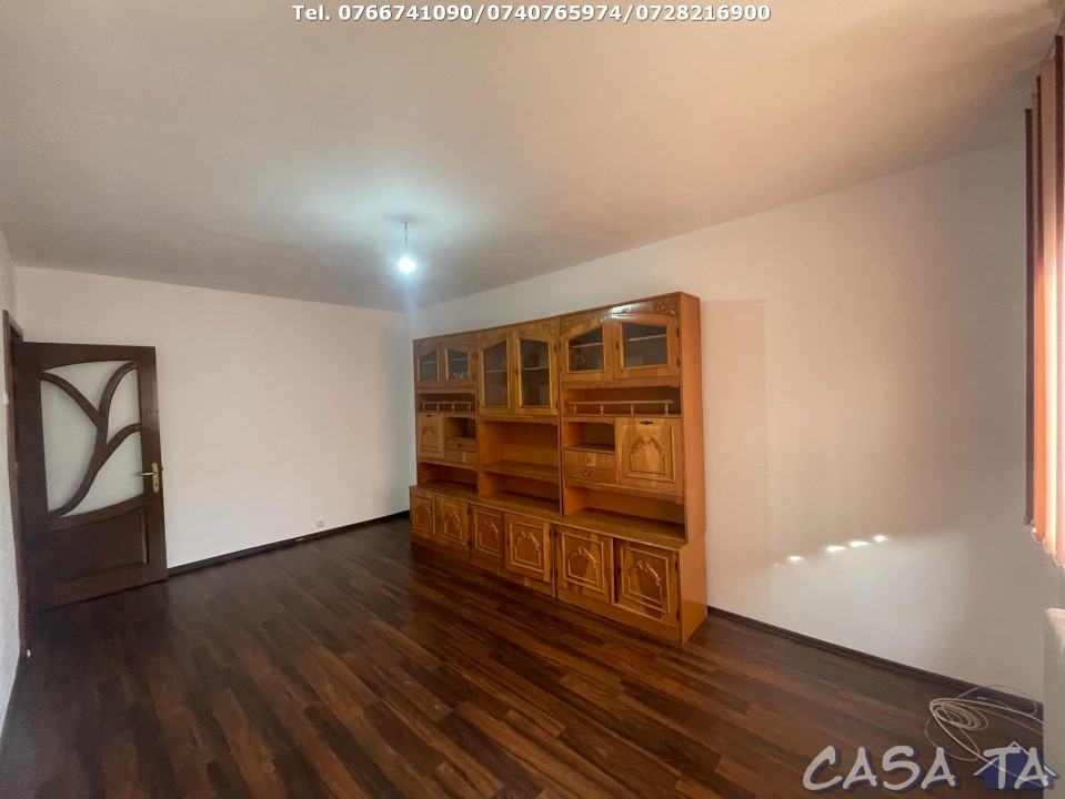 Apartament 2 Camere, Etaj 3, Strada Dacia - Zona Mall