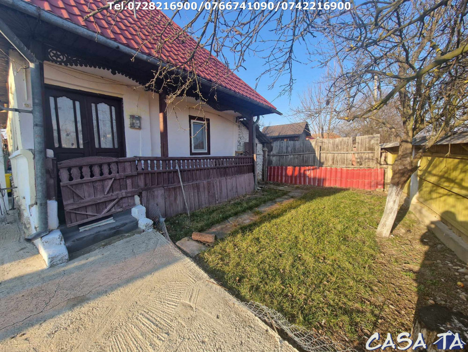 Casa + teren 7417 mp, situata în Scoarta - Budieni