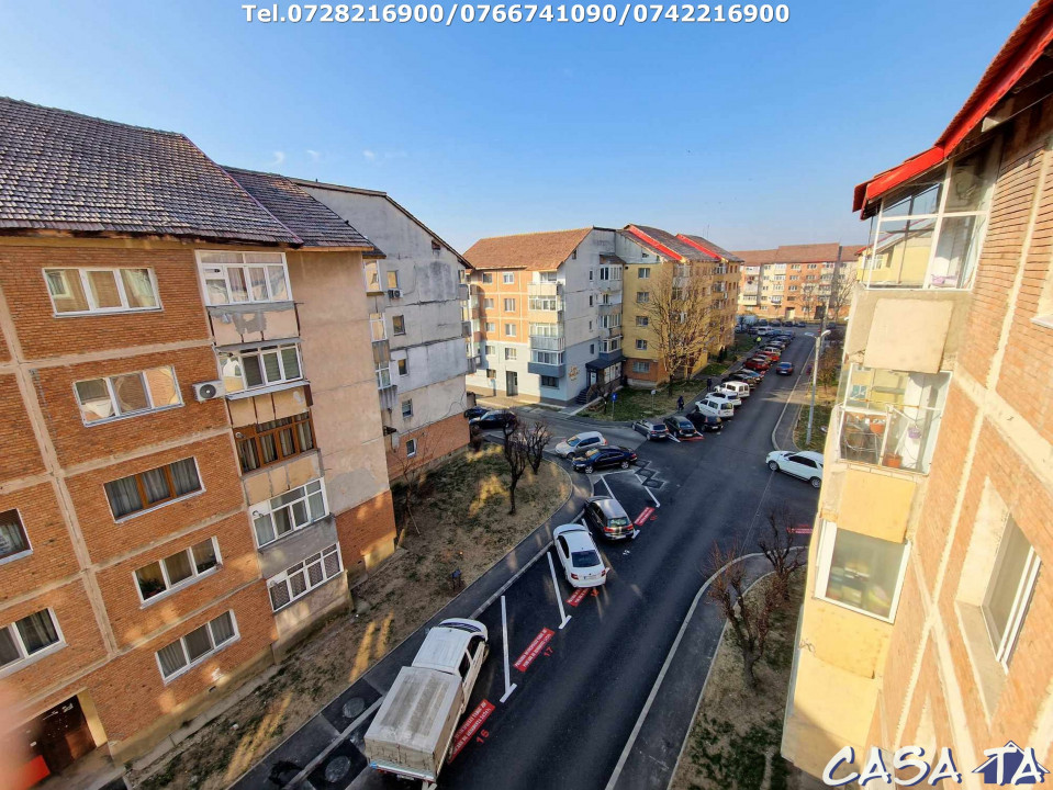 Apartament 3 camere, situat în Târgu Jiu, Str.Corneliu Coposu (Central)