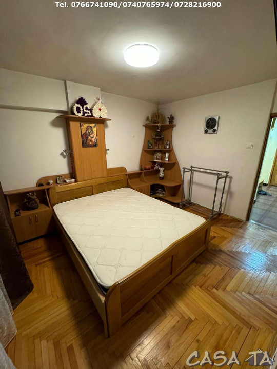 Apartament 5 Camere, Etaj 5/8, Bulevardul Republicii - Zona Garii.