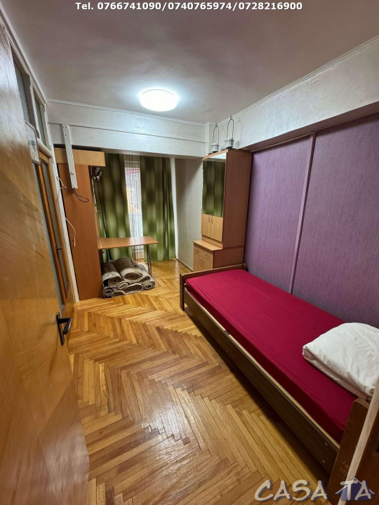 Apartament 5 Camere, Etaj 5/8, Bulevardul Republicii - Zona Garii.
