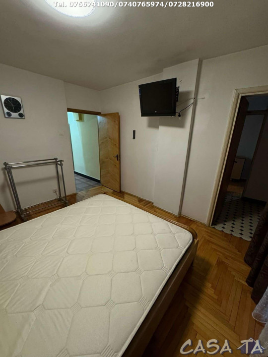 Apartament 5 Camere, Etaj 5/8, Bulevardul Republicii - Zona Garii.