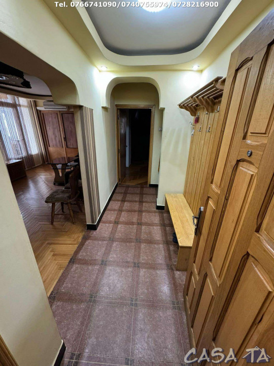Apartament 5 Camere, Etaj 5/8, Bulevardul Republicii - Zona Garii.