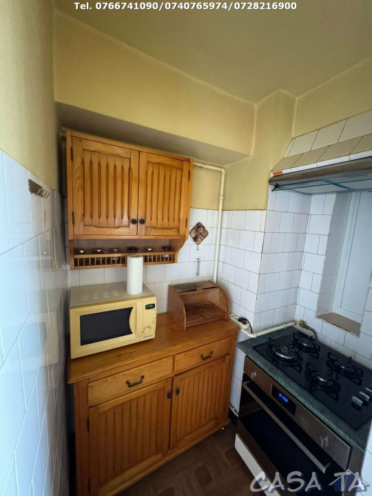 Apartament 5 Camere, Etaj 5/8, Bulevardul Republicii - Zona Garii.