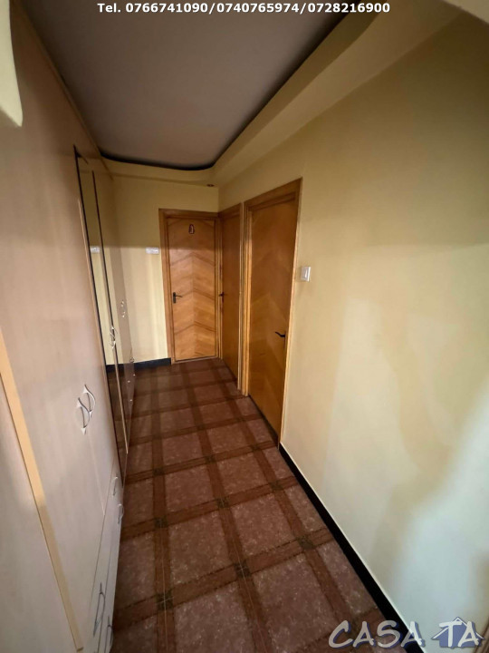 Apartament 5 Camere, Etaj 5/8, Bulevardul Republicii - Zona Garii.