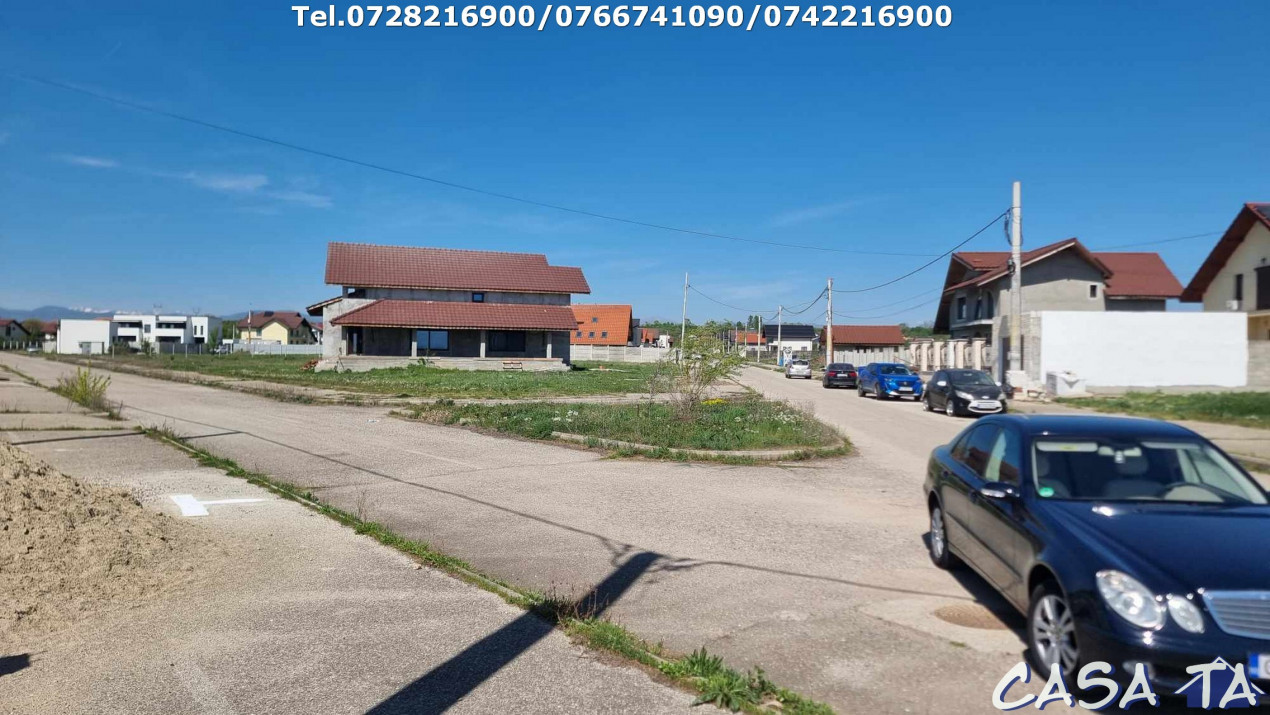 Teren Intravilan, situat în Târgu Jiu, (Cartier Dragoieni II)