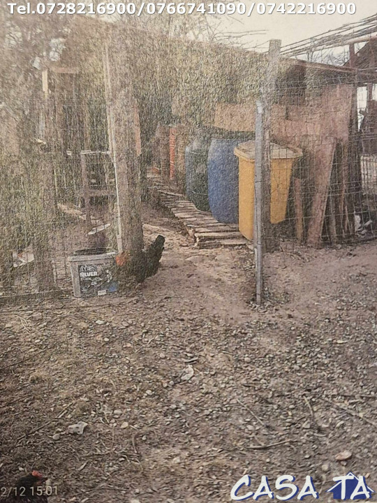 Casa+Teren aferent si Anexe, Pades