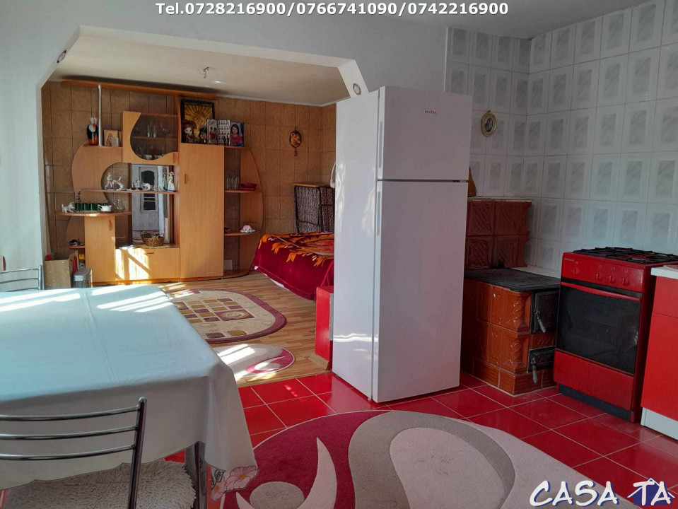 Casa situata în Oras Tismana - Isvarna