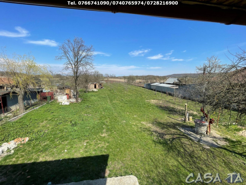 Casa 4 Camere P+1 si teren aferent (10533 mp), Calnic