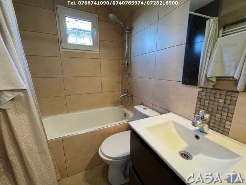 Casa 4 Camere P+1 si teren aferent (10533 mp), Calnic