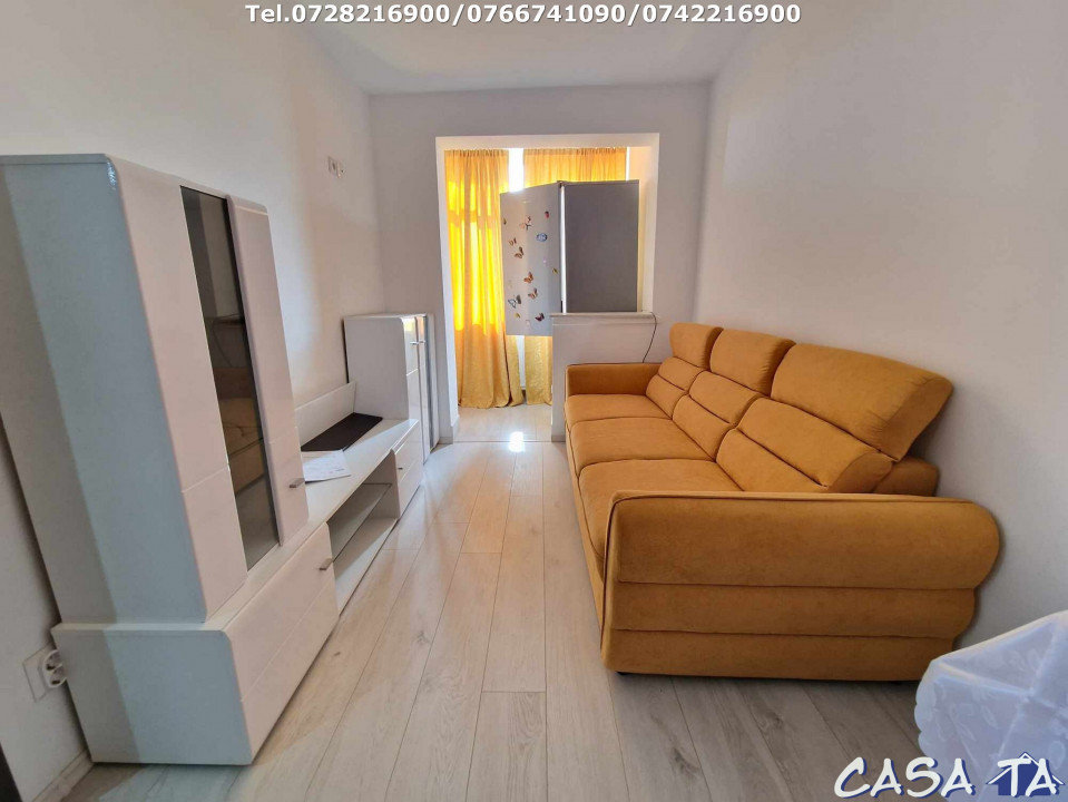 Închiriere apartament 3 camere, Str. Mioritei