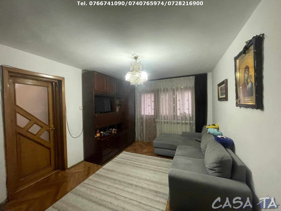 Apartament 3 Camere, Parter, Strada Nicolae Balcescu