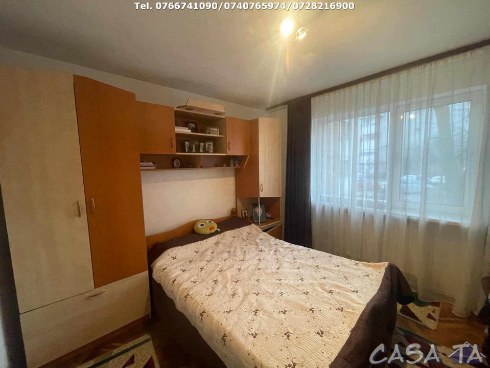 Apartament 3 Camere, Parter, Strada Nicolae Balcescu