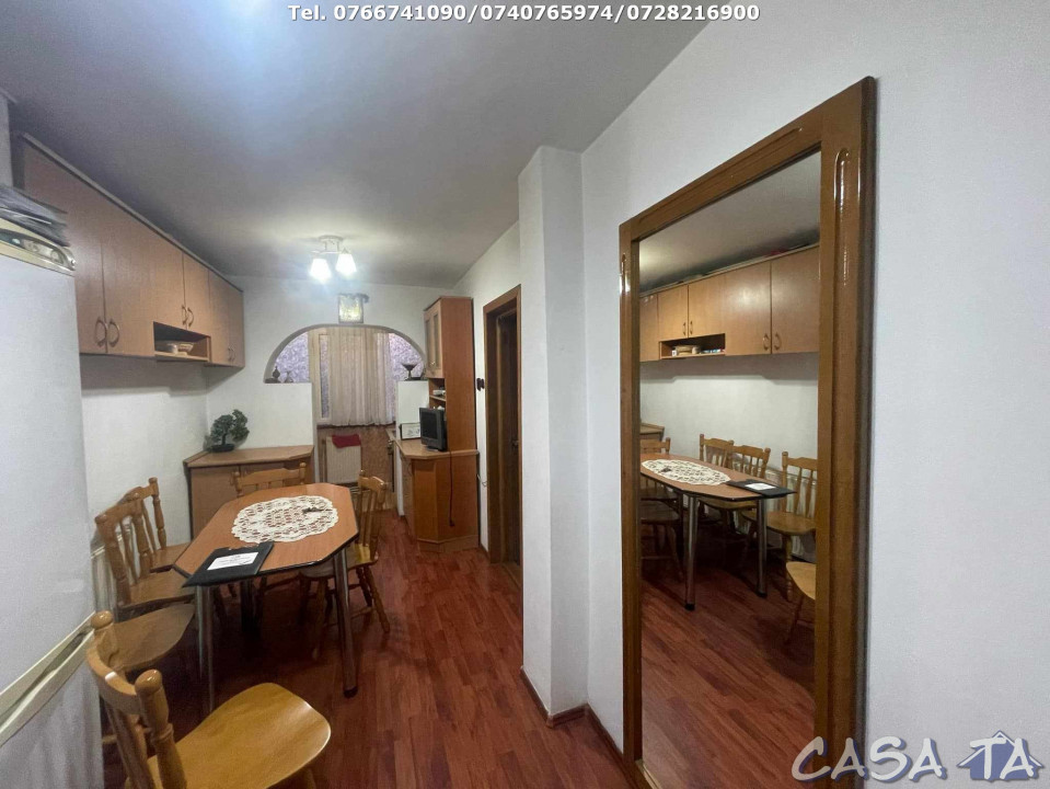 Apartament 3 Camere, Parter, Strada Nicolae Balcescu