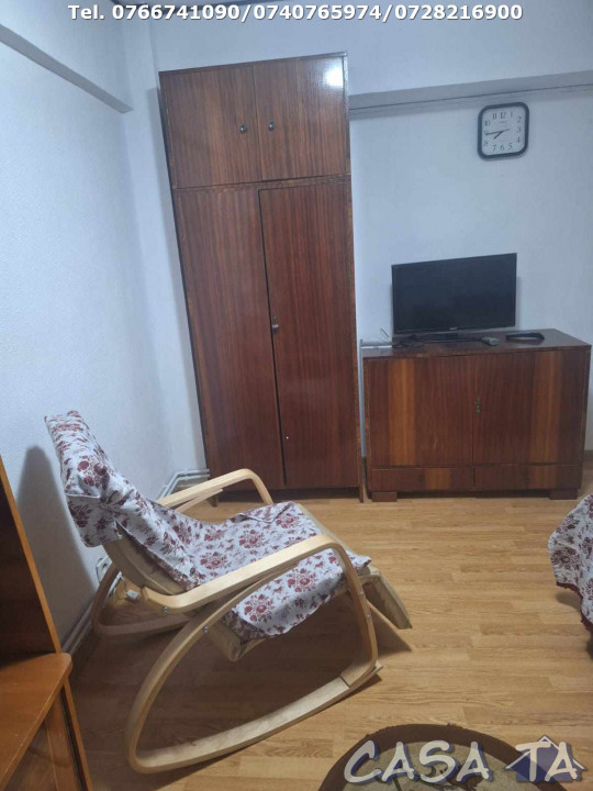 Apartament 3 Camere, Etaj 2/4(Ultracentral), Strada Popa Sapca 
