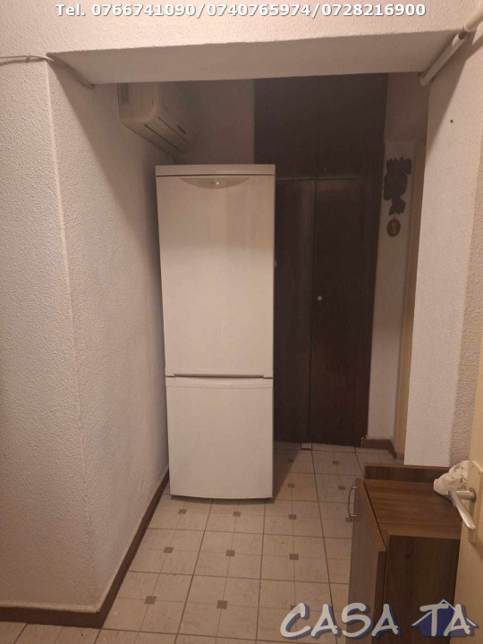 Apartament 3 Camere, Etaj 2/4(Ultracentral), Strada Popa Sapca 