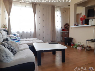 Apartament 3 camere, situat în Târgu Jiu, Str 14 Octombrie