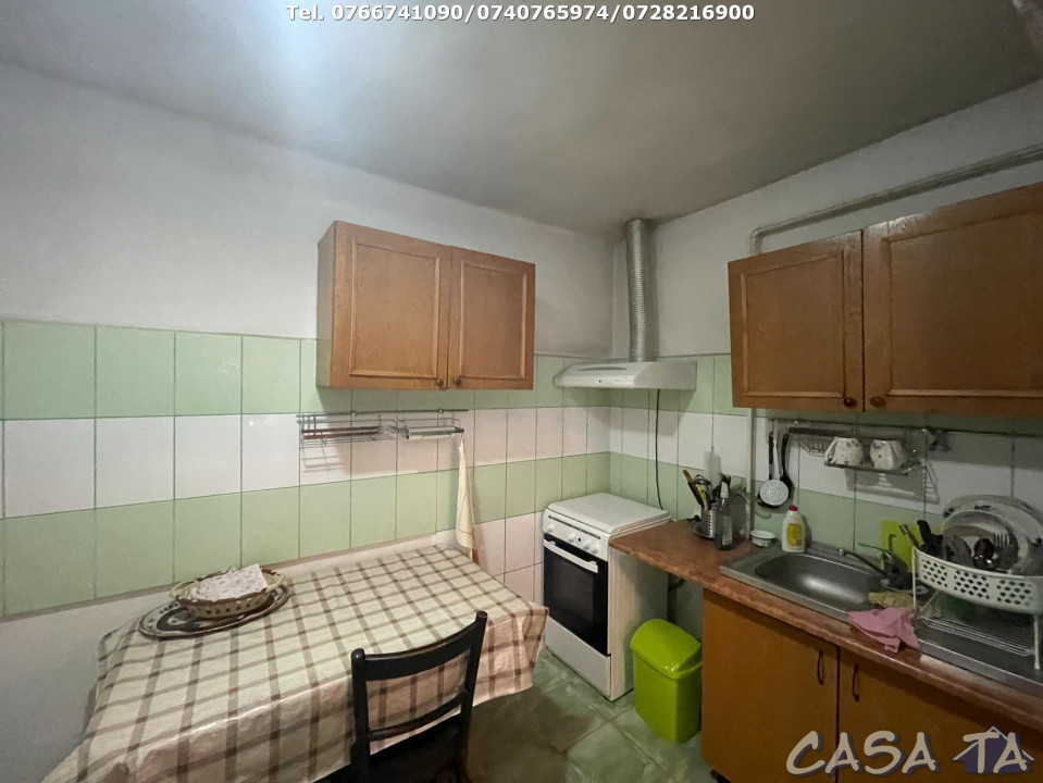 Casa 3 Camere, Strada Luncilor, Tg-Jiu, Gorj