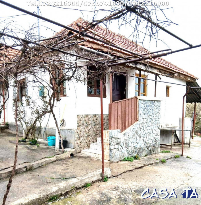 Casa, situata în Scoarta-Beacu Mare