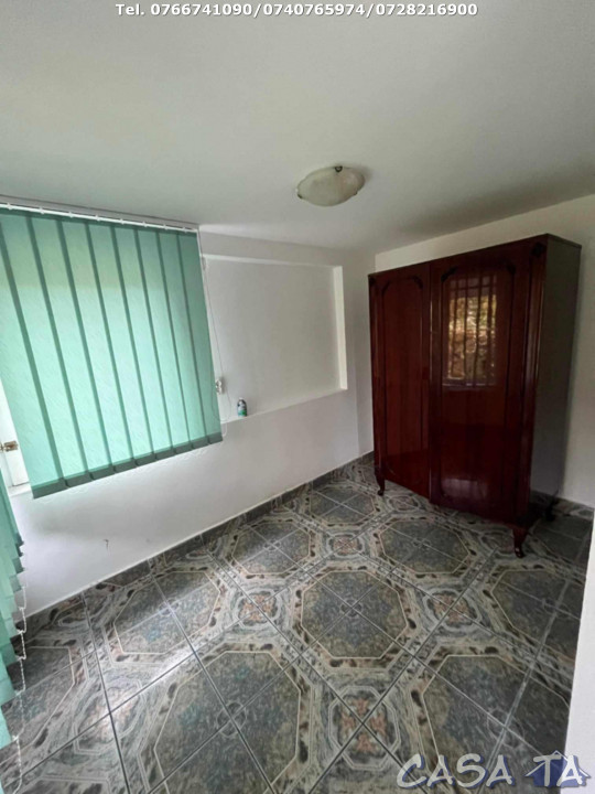 Casa 6 Camere P+1, Targu-Carbunesti