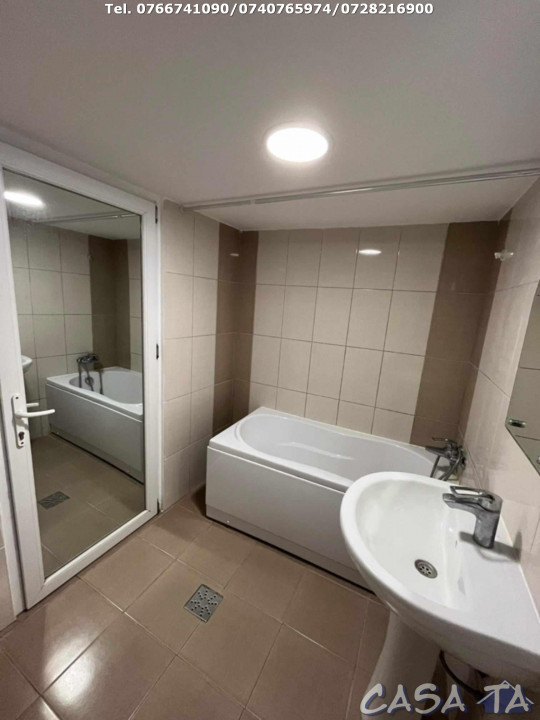 Casa 6 Camere P+1, Targu-Carbunesti