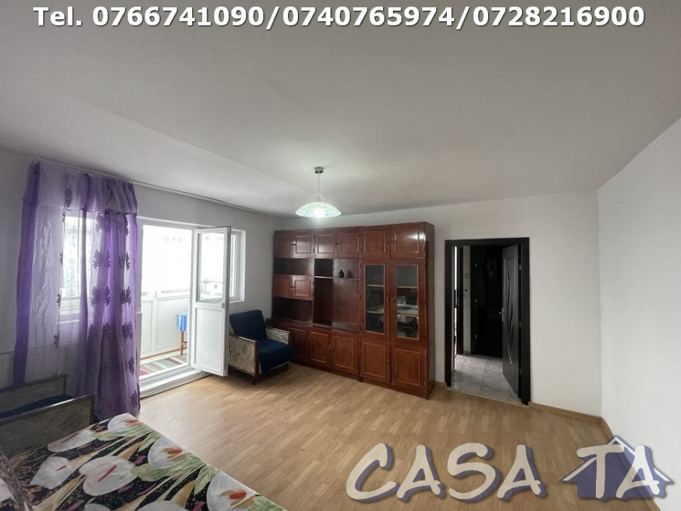 Apartament 2 Camere, Etaj 3, Strada Comuna din Paris
