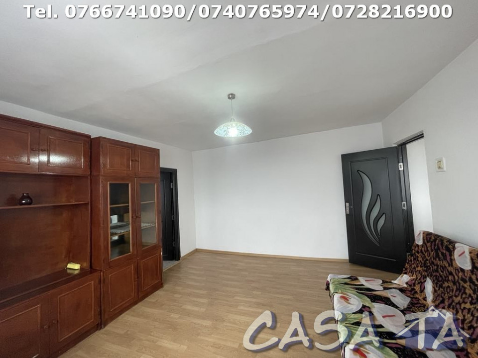 Apartament 2 Camere, Etaj 3, Strada Comuna din Paris