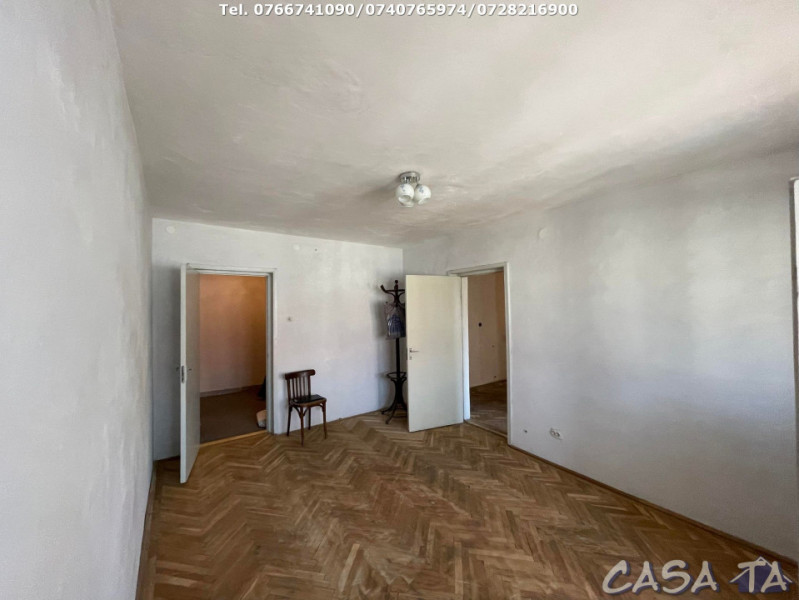 Apartament 3 Camere (70 mp), Etaj 4 ( cu acoperis), Strada Nicolae Balcescu