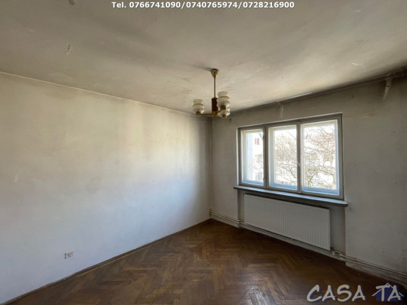 Apartament 3 Camere (70 mp), Etaj 4 ( cu acoperis), Strada Nicolae Balcescu