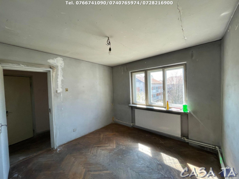 Apartament 3 Camere (70 mp), Etaj 4 ( cu acoperis), Strada Nicolae Balcescu