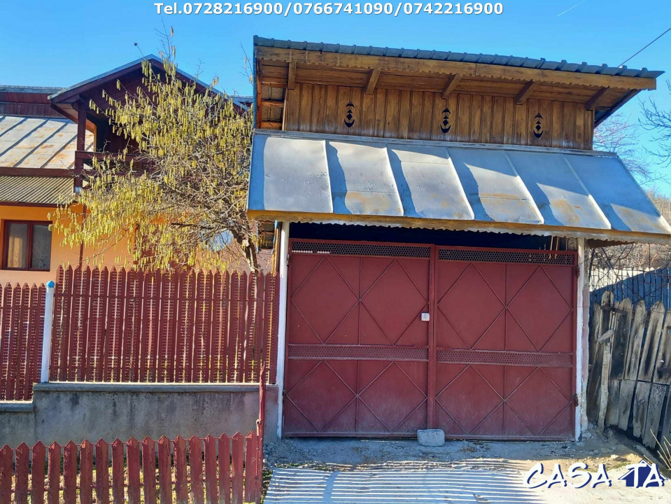 Casa situata în Stejari - Balosani