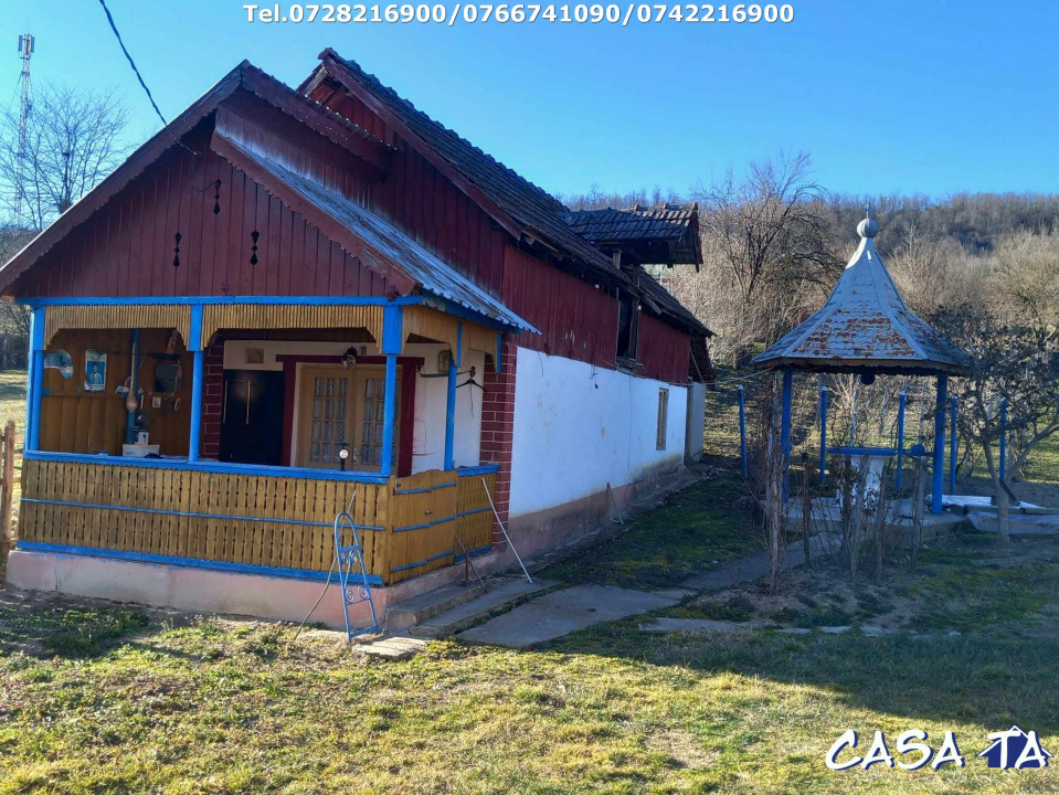 Casa situata în Stejari - Balosani