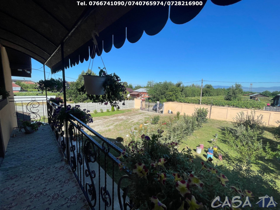 Casa Exclusivista (la cheie) 5 Camere, P+M, Comuna Danesti