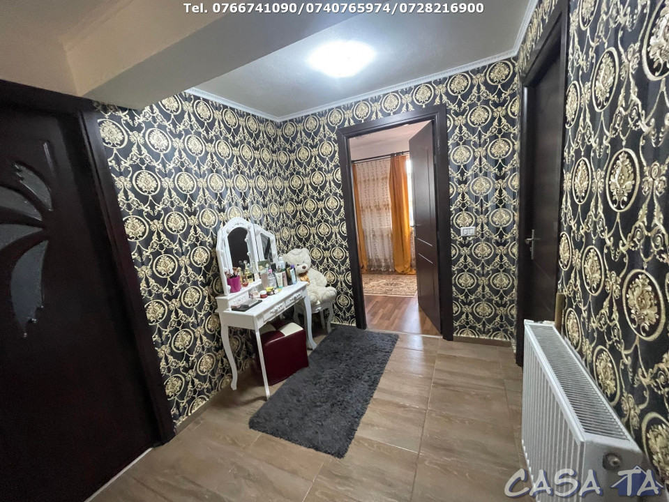 Casa Exclusivista (la cheie) 5 Camere, P+M, Comuna Danesti
