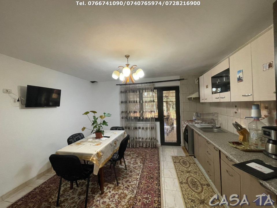 Casa Exclusivista (la cheie) 5 Camere, P+M, Comuna Danesti
