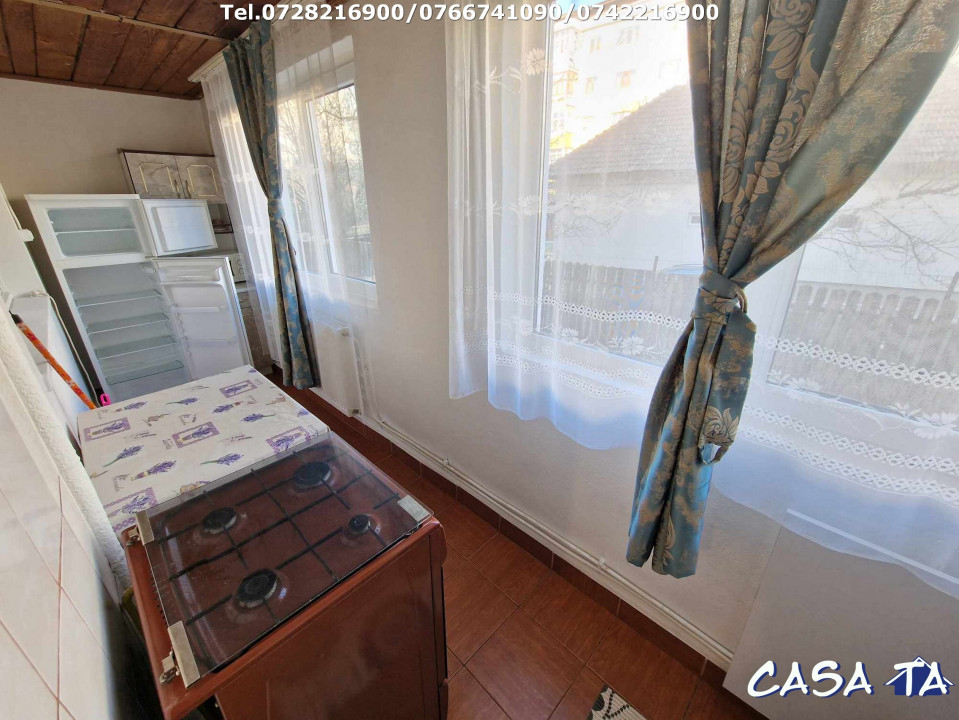 Inchiriere apartament 2 camere, situat în Târgu Jiu, Str.Dacia
