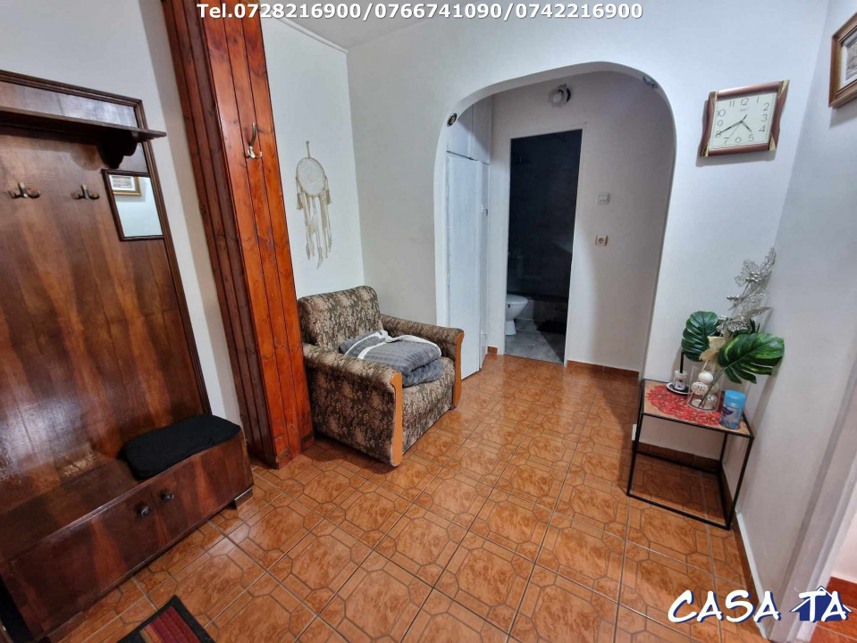 Inchiriere apartament 2 camere, situat în Târgu Jiu, Str.Dacia