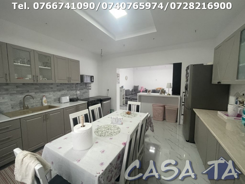 Vila De Lux, P+Etaj, 6 Camere, Cartier Preajba Noua - Targu Jiu