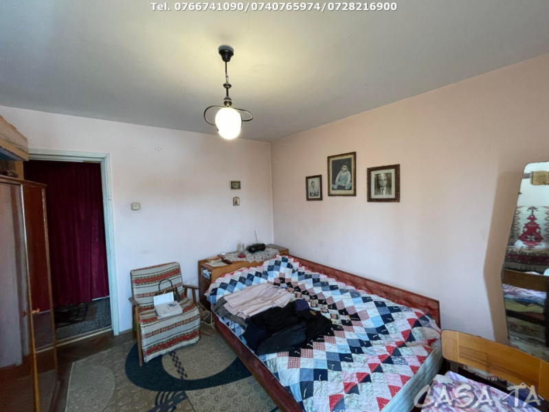 Apartament 3 Camere, Etaj 2, Strada Theodor Aman