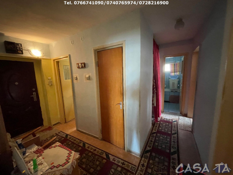 Apartament 3 Camere, Etaj 2, Strada Theodor Aman