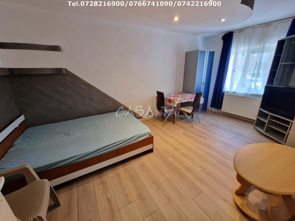 Închiriere garsoniera, situata în Târgu Jiu, Str Com din Paris