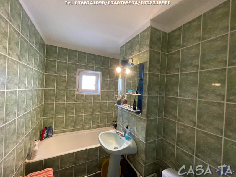 Apartament 3 Camere, Etaj 2, Strada G-ral Christian Tell