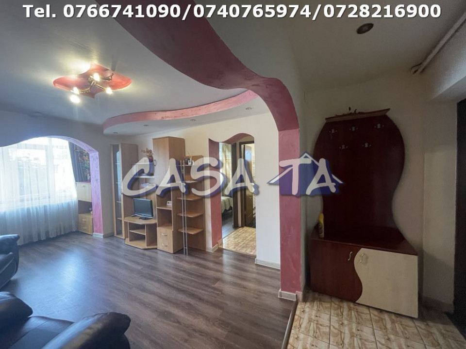Apartament 4 Camere, Etaj 1, Strada Nicolae Titulescu